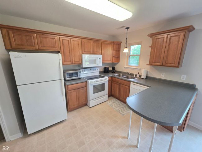 21 Watson Dr, House other with 3 bedrooms, 2 bathrooms and null parking in Trafalgar IN | Image 6