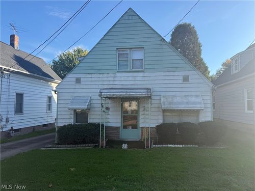 858 Independence Avenue, Akron, OH, 44310 | Card Image