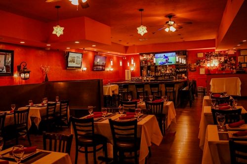 1 Waverley Ave, Watertown, MA, 02472-3609 | Card Image