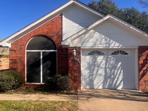 1004 Bull Run, Denton, TX, 76209-4778 | Card Image