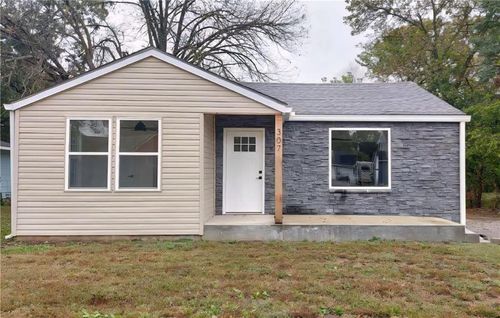 307 S West St, Arma, KS, 66712-9445 | Card Image