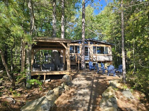378 Spectacle Lake Rd, Renfrew, ON, K0J1B0 | Card Image