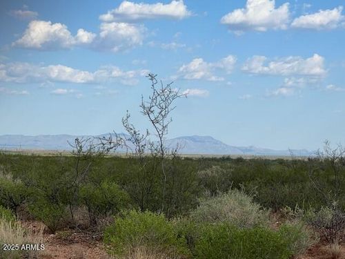 --TBD E Ronald Reagan Pkwy, Huachuca City, AZ, 85616 | Card Image