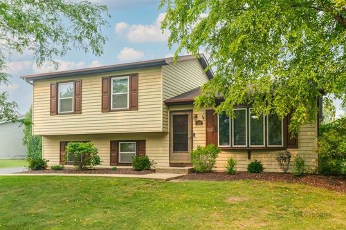 916 Lorelei Dr, Zion, IL, 60099-1378 | Card Image
