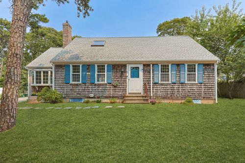 20 Restabit Rd, Harwich, MA, 02645-2809 | Card Image