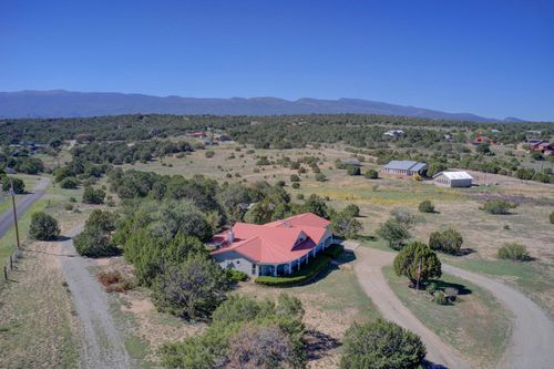37 Camino Del Oriente, Tijeras, NM, 87059-7459 | Card Image