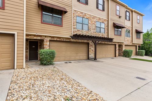 1270-2410 S 2nd St, Waco, TX, 76706-6530 | Card Image