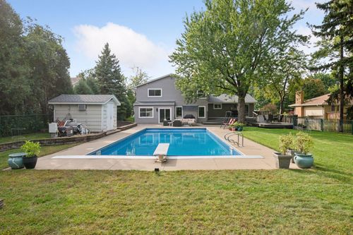 4516 Gilford Dr, Edina, MN, 55435-4043 | Card Image