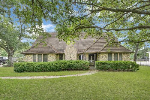 505 Oak Dr, Friendswood, TX, 77546-5530 | Card Image