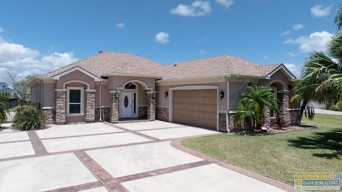 106 Golf House Rd, Laguna Vista, TX, 78578-2892 | Card Image