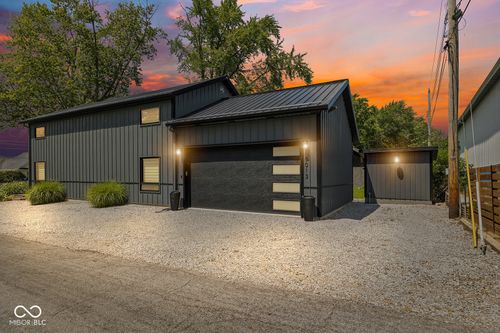 8013 N Frazer Beach Dr, Monticello, IN, 47960-8179 | Card Image