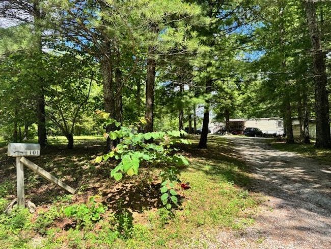 1101 Franklin Loop, House other with 3 bedrooms, 2 bathrooms and 1 parking in Clarkrange TN | Image 8