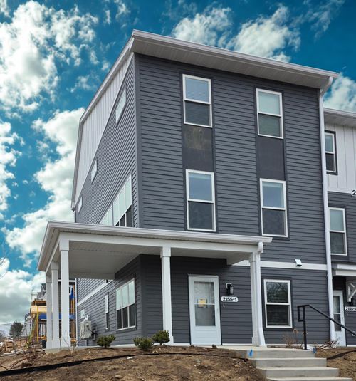 1-2155 Ivy Avenue E, Saint Paul, MN, 55119 | Card Image