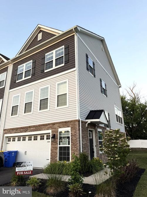 1 Autumn Park Blvd, MEDFORD, NJ, 08055-3033 | Card Image