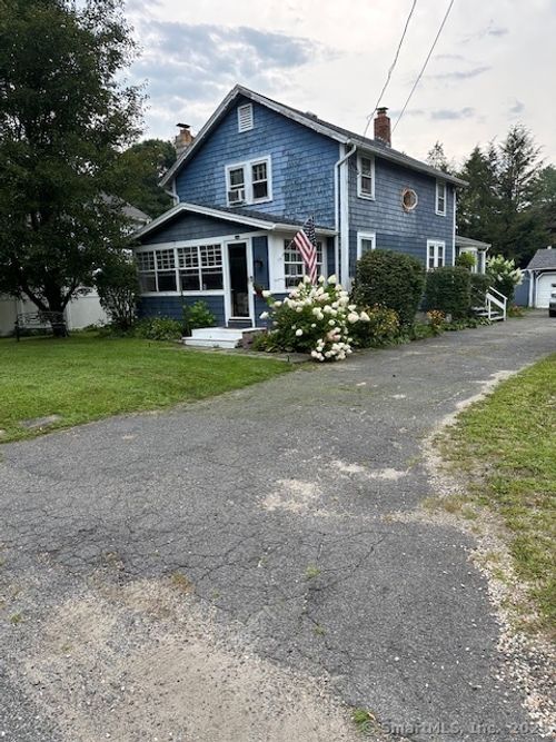 58 Barlow St, Canaan, CT, 06018-2035 | Card Image