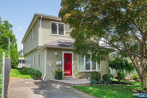 2 Jacksonville Dr, Parsippany, NJ, 07054-5003 | Card Image