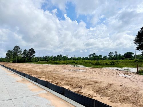 0 S Persimmon St, Tomball, TX, 77375 | Card Image