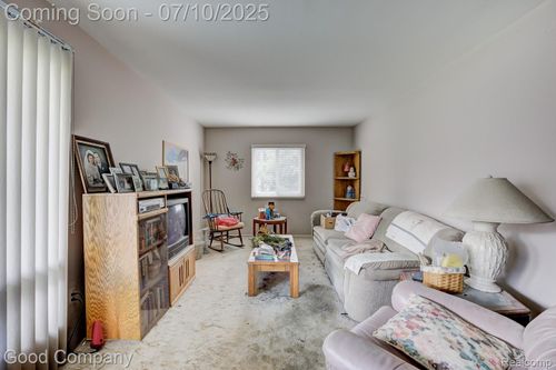 apt-26-4345 Crooks Rd, Royal Oak, MI, 48073-1962 | Card Image