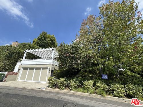 1348 Londonderry Pl, Los Angeles, CA, 90069-1335 | Card Image