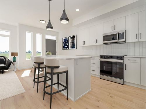 669 Blackwolf Blvd N, Lethbridge, AB, T1H7H7 | Card Image