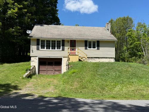 296 W State St Extension, Johnstown, NY, 12078 | Card Image