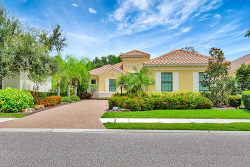 14721 Castle Park Ter, LAKEWOOD RANCH, FL, 34202-5705 | Card Image