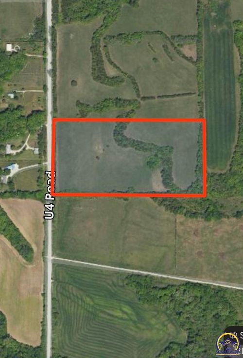 10200 U4 Rd, Hoyt, KS, 66440-9032 | Card Image