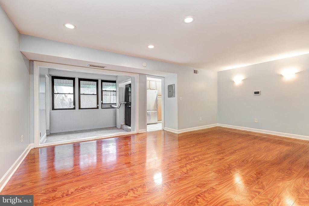 Residential Lease in COLUMBIA 4