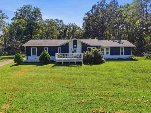 195 Lynch Dr, Clinton, AR, 72031-7839 | Card Image