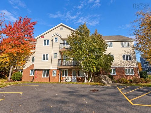 303-131 Farnham Gate Rd, Halifax, NS, B3M4A4 | Card Image