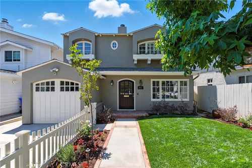 1417 Pine Ave, Manhattan Beach, CA, 90266-5035 | Card Image