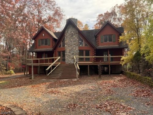 543 Oak Ridge Rd, Oak Ridge, NJ, 07438-8915 | Card Image