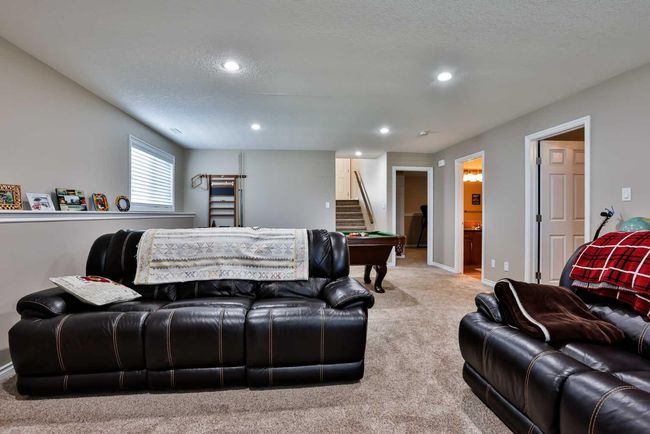 29 Sixmile Road S, House other with 5 bedrooms, 3 bathrooms and 4 parking in Lethbridge AB | Image 24