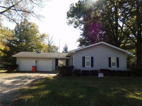 308 Columbia St, Strasburg, IL, 62465-2060 | Card Image