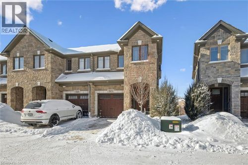 523 Hollybrook Cres, Kitchener, ON, N2R0P1 | Card Image