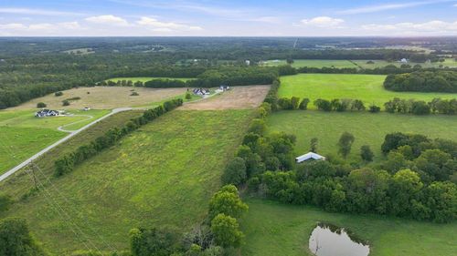 4597 S Farm Road 115, Brookline, MO, 65619-9002 | Card Image