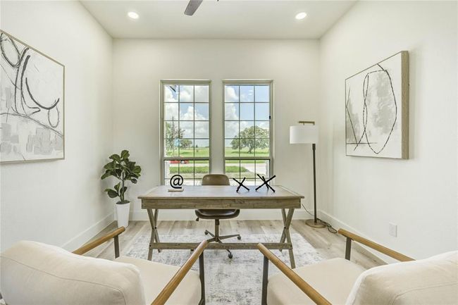 Designated study that can also be used as game room or additional bedroom. | Image 7