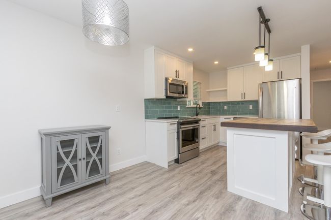3758 Sefton St, Condo with 2 bedrooms, 1 bathrooms and 1 parking in Port Coquitlam BC | Image 7