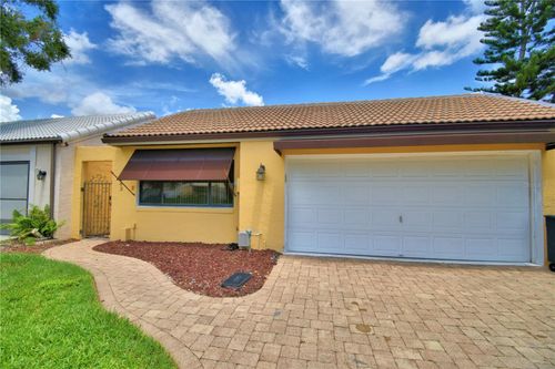 263 Mariposa, Winter Haven, FL, 33884-1641 | Card Image