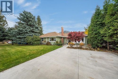 130 Cambridge Rd, Trail, BC, V1R2J1 | Card Image