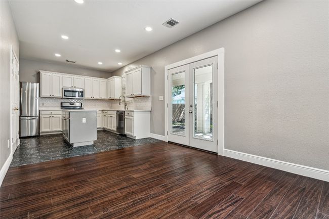 2212 Clover Ridge Dr, House other with 5 bedrooms, 3 bathrooms and 2 parking in Cedar Park TX | Image 6