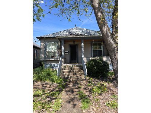 212 Se Mosher Ave, Roseburg, OR, 97470-3424 | Card Image