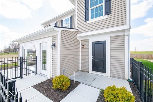 2805 Brahms Way, Indianapolis, IN, 46239-1992 | Card Image