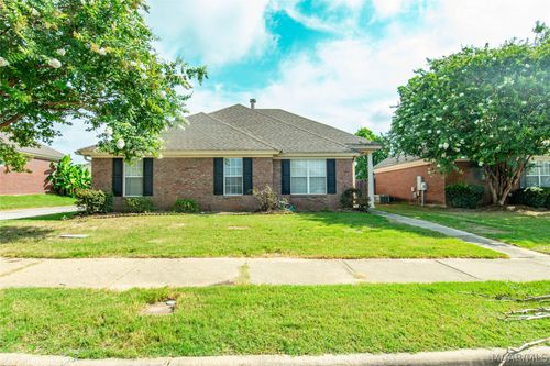8725 Stoneridge Pl, Montgomery, AL, 36117-8835 | Card Image