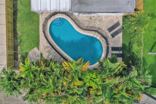 2101 N 15th Ave, Hollywood, FL, 33020-2532 | Card Image