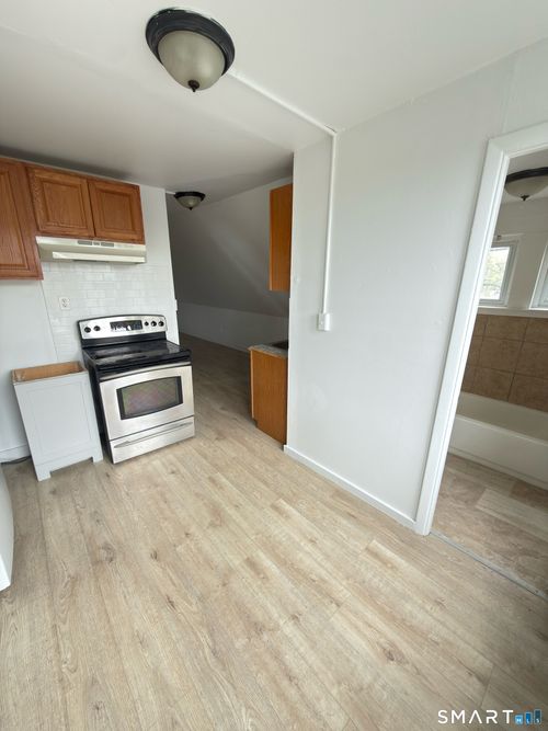 3-10 Beatrice St, Bridgeport, CT, 06607-2003 | Card Image