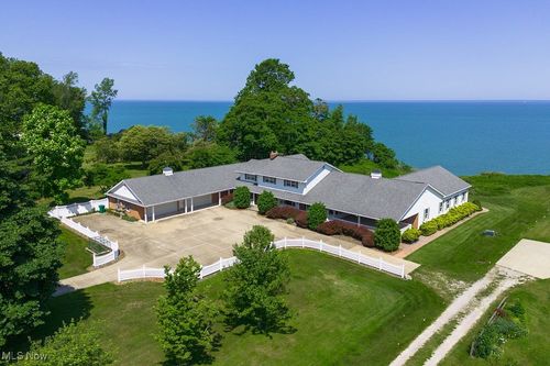 1300 Lake Rd, Conneaut, OH, 44030-1175 | Card Image