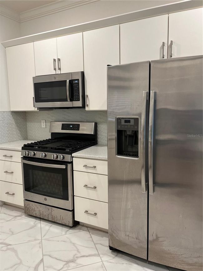 7781 Sw 86 Th Loop, House other with 2 bedrooms, 2 bathrooms and null parking in OCALA FL | Image 7