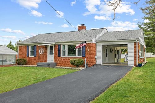 118 Stuart Ave, STUARTS DRAFT, VA, 24477-2767 | Card Image