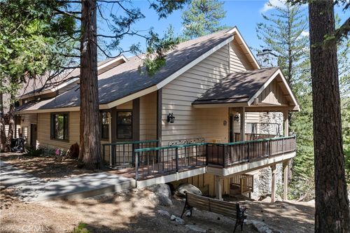 27528 Ashwood Ln, Lake Arrowhead, CA, 92352 | Card Image